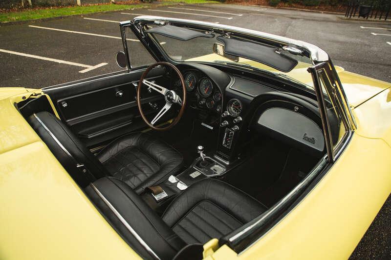 1966 Chevrolet CORVETTE C2 STINGRAY CONVERTIBLE