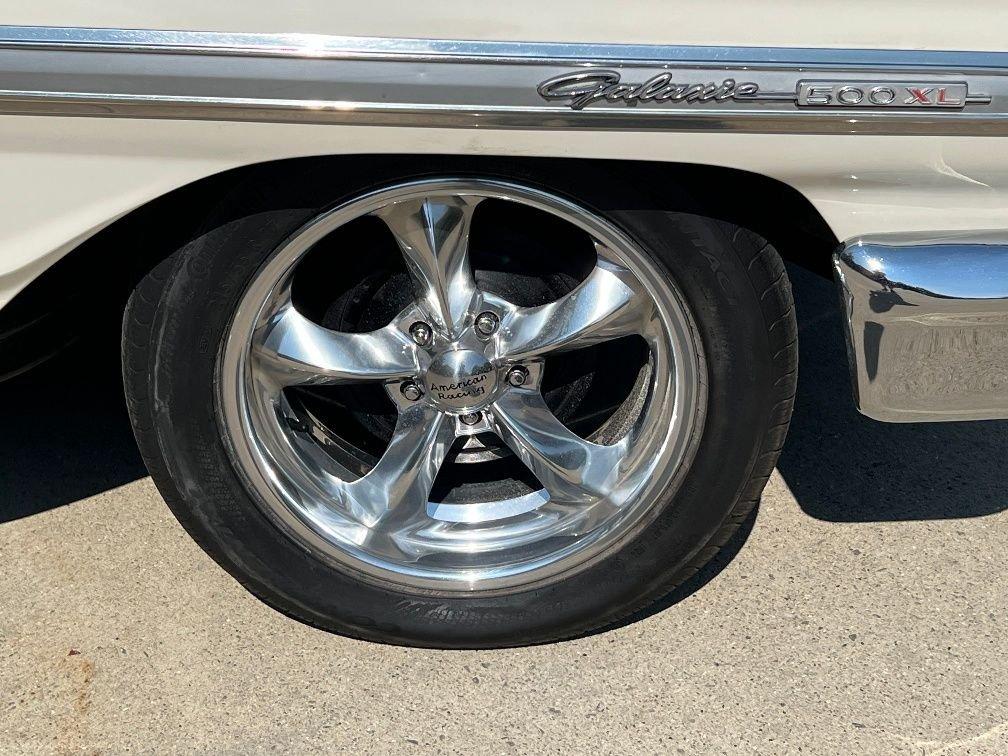 1964 Ford Galaxie XL