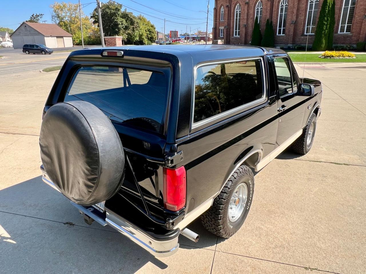 1993 Ford Bronco Eddie Bauer