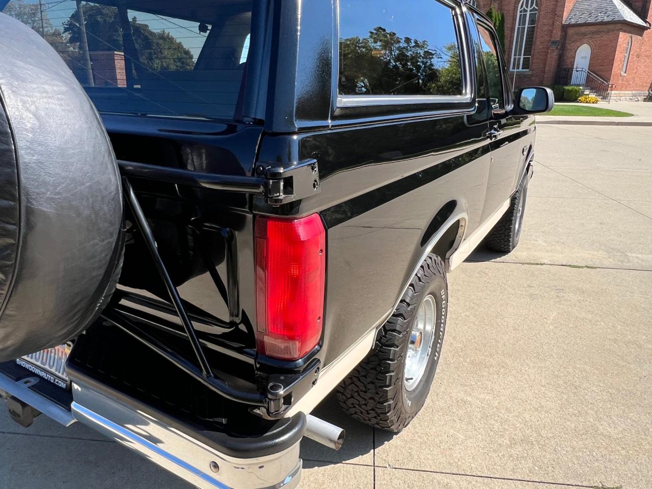1993 Ford Bronco Eddie Bauer