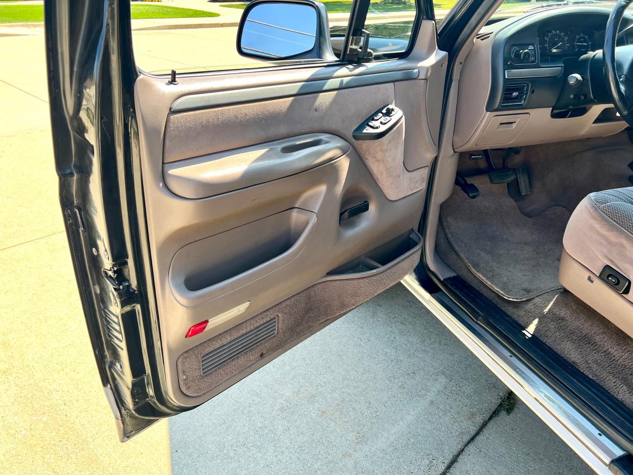 1993 Ford Bronco Eddie Bauer