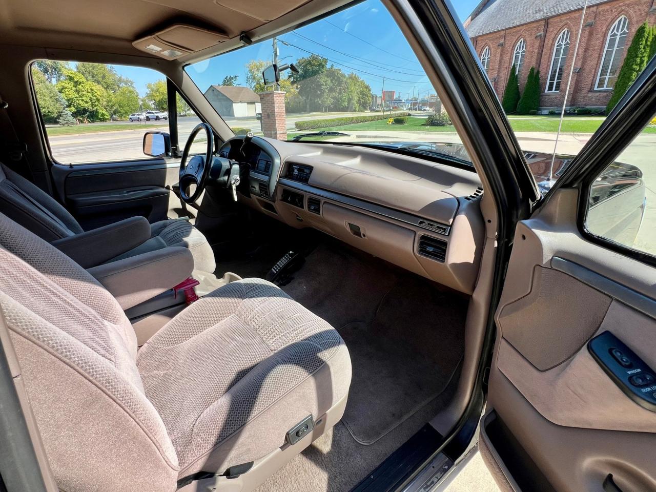 1993 Ford Bronco Eddie Bauer