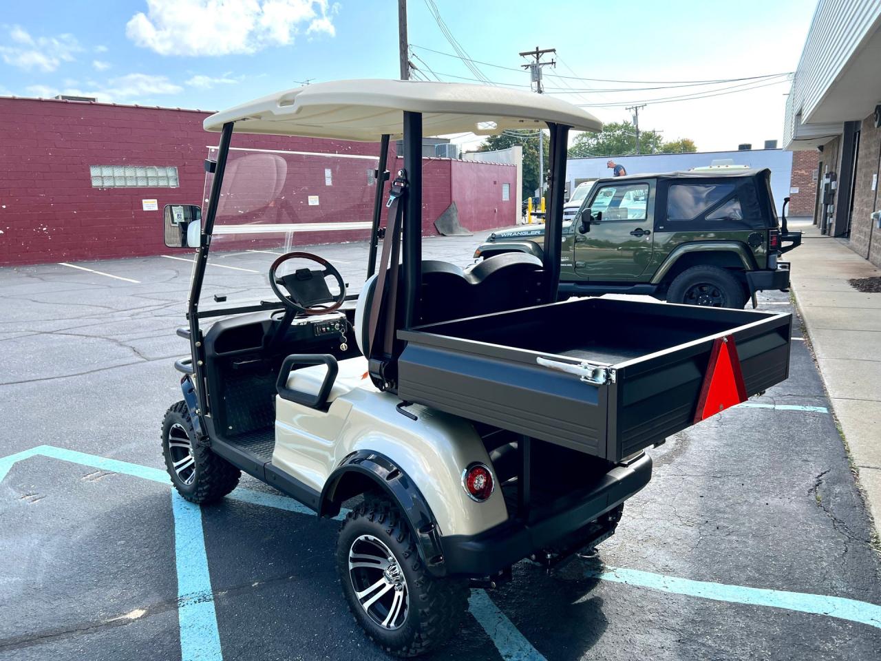 2019 Olympus Golf Cart