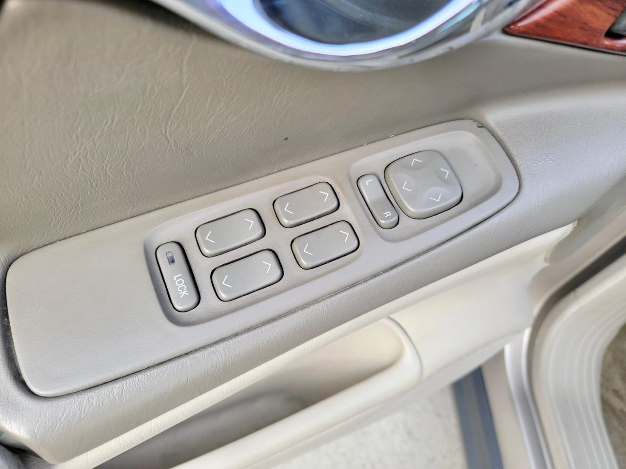 2002 Cadillac Sedan DeVille