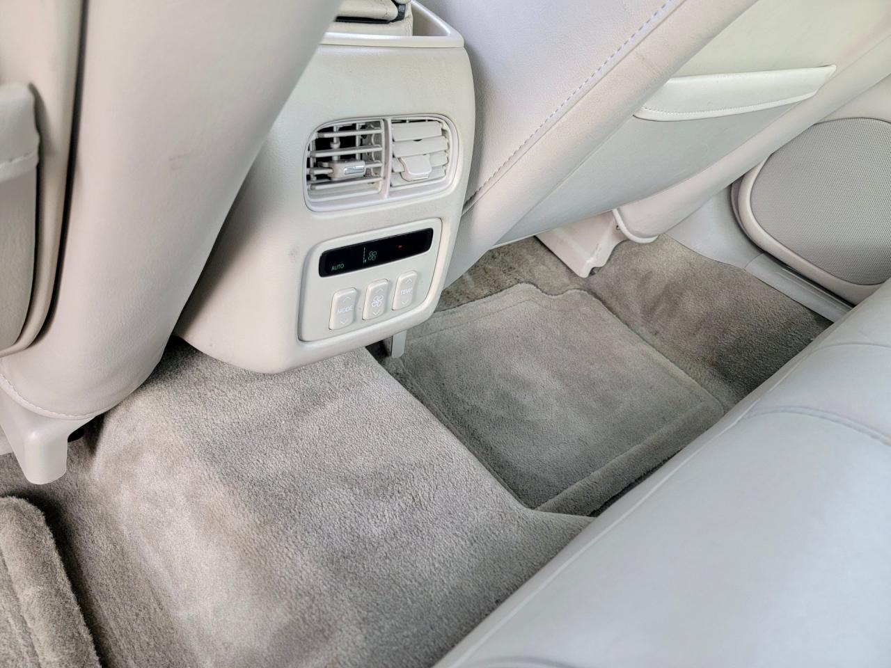 2002 Cadillac Sedan DeVille