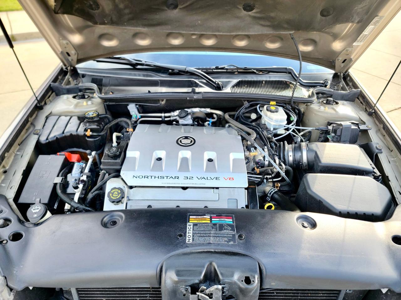 2002 Cadillac Sedan DeVille