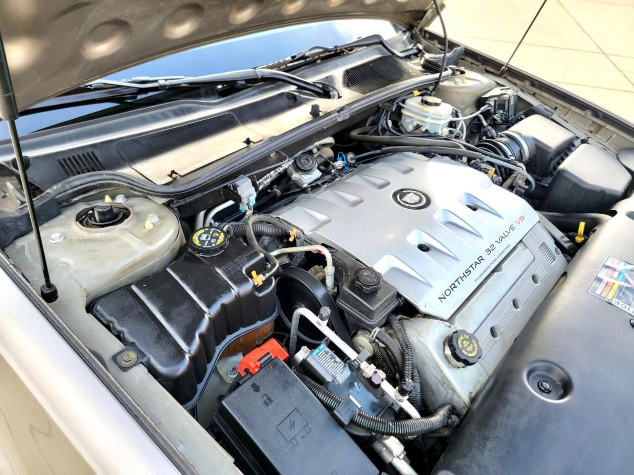 2002 Cadillac Sedan DeVille