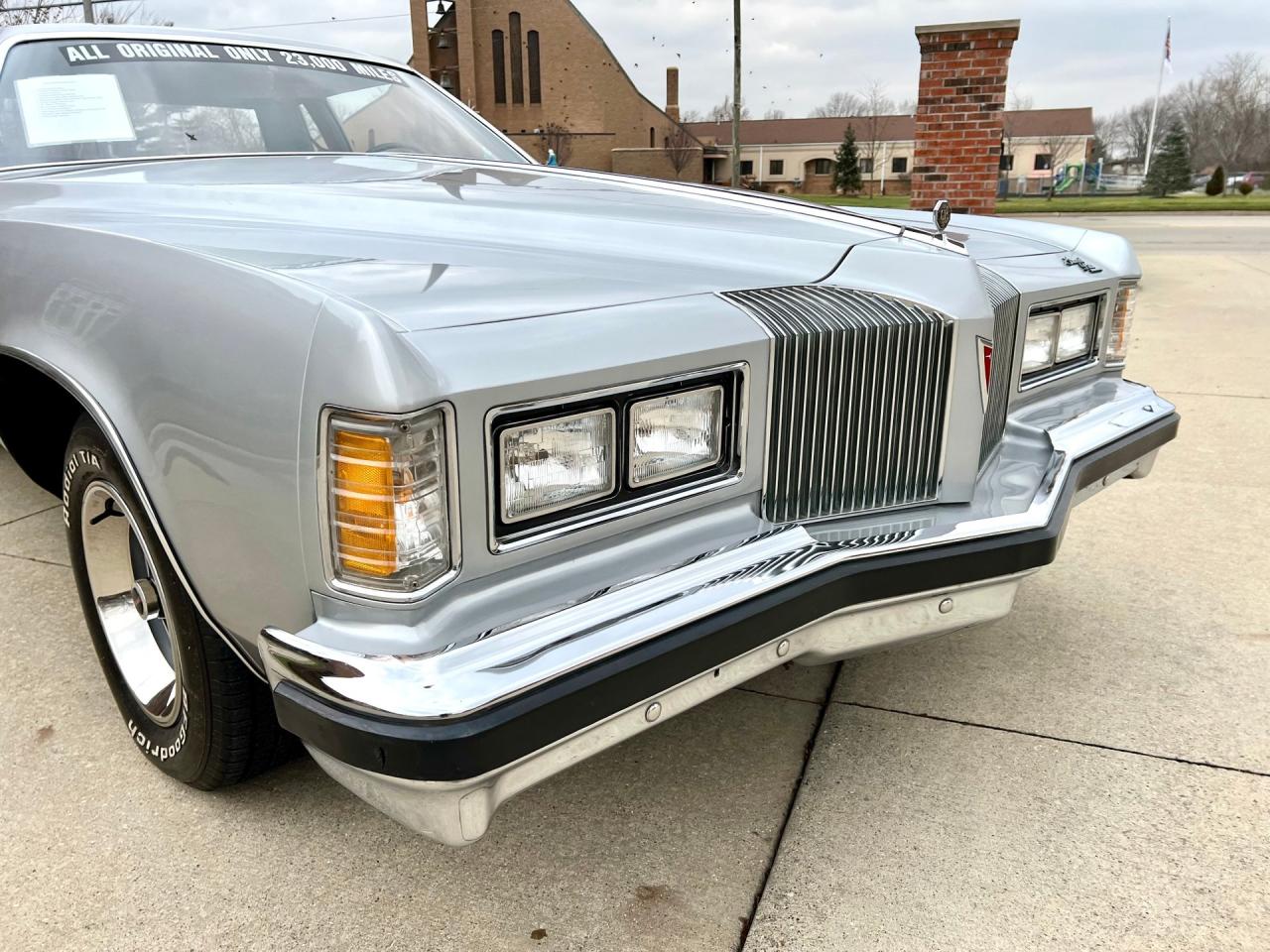 1976 Pontiac Grand Prix