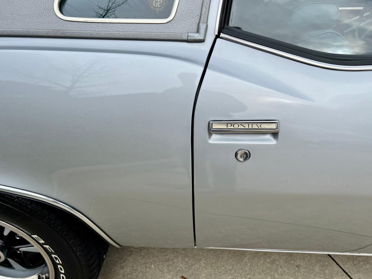 1976 Pontiac Grand Prix