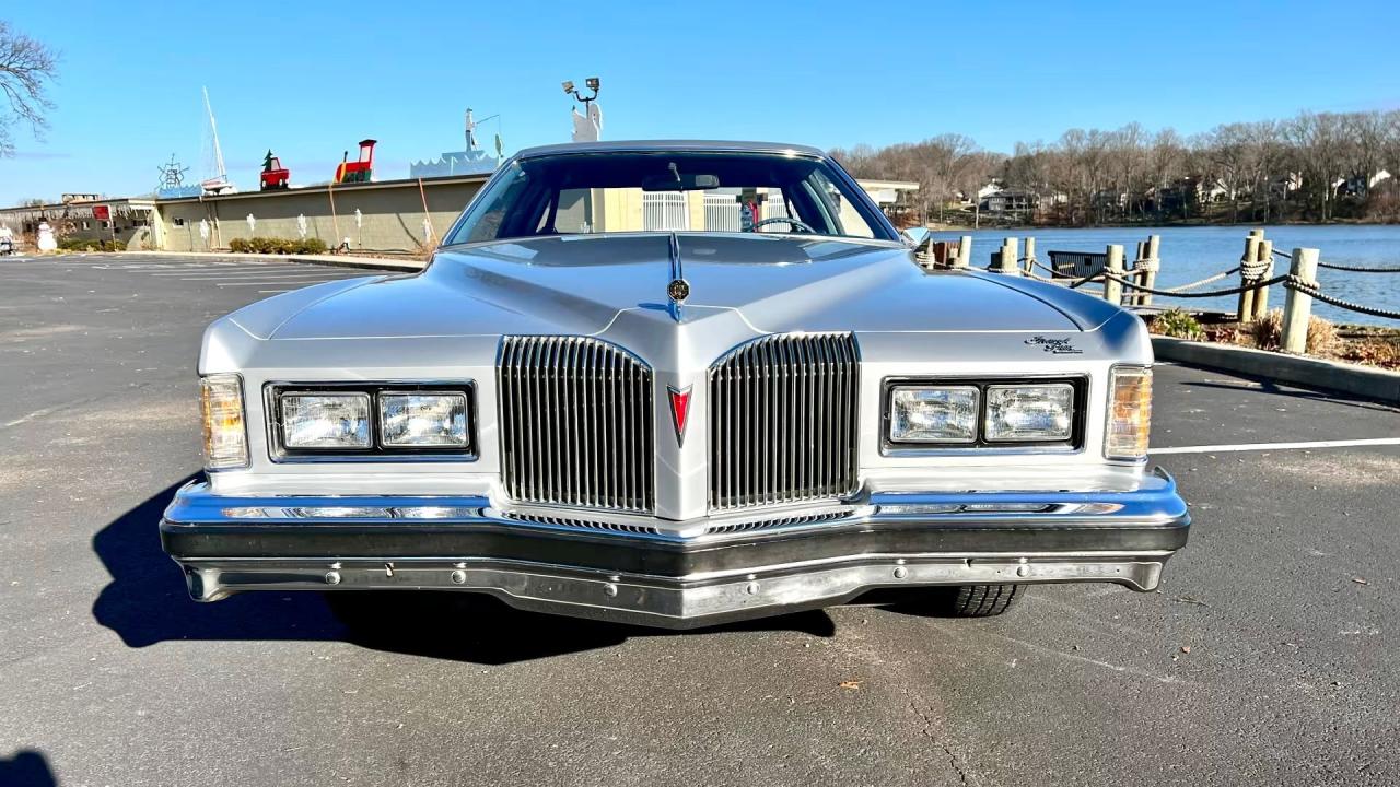 1976 Pontiac Grand Prix