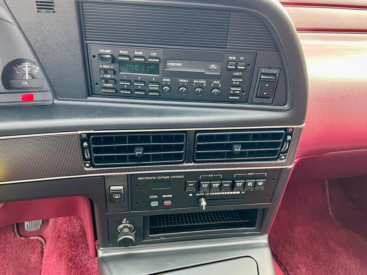 1991 Ford Thunderbird Super Coupe