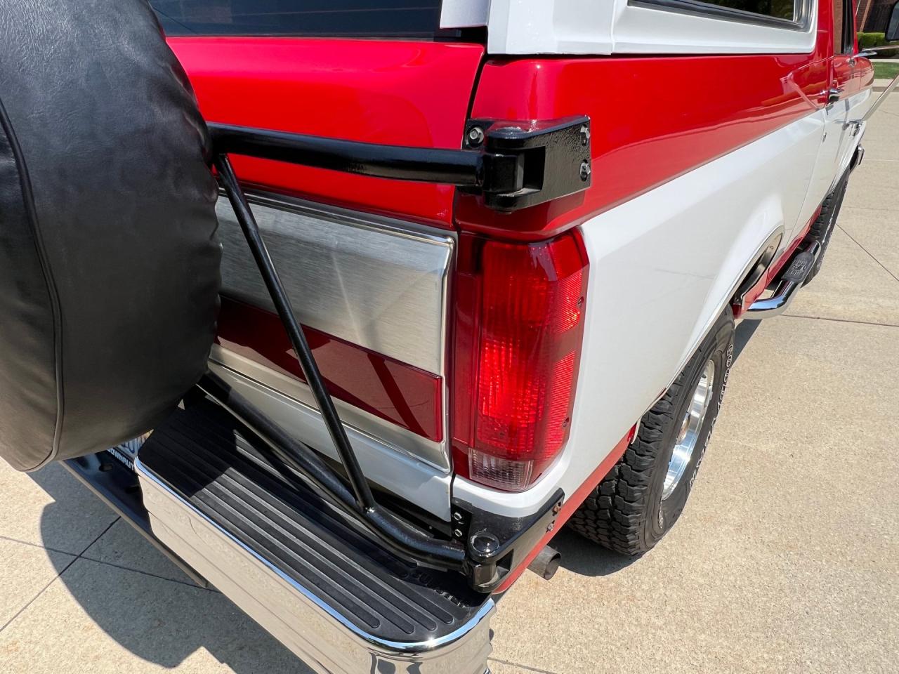 1991 Ford Bronco XLT