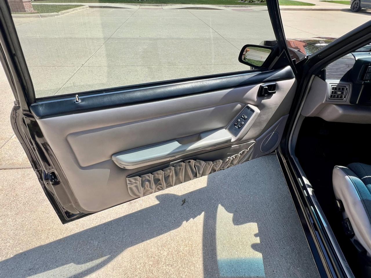 1989 Ford Mustang LX 5.0