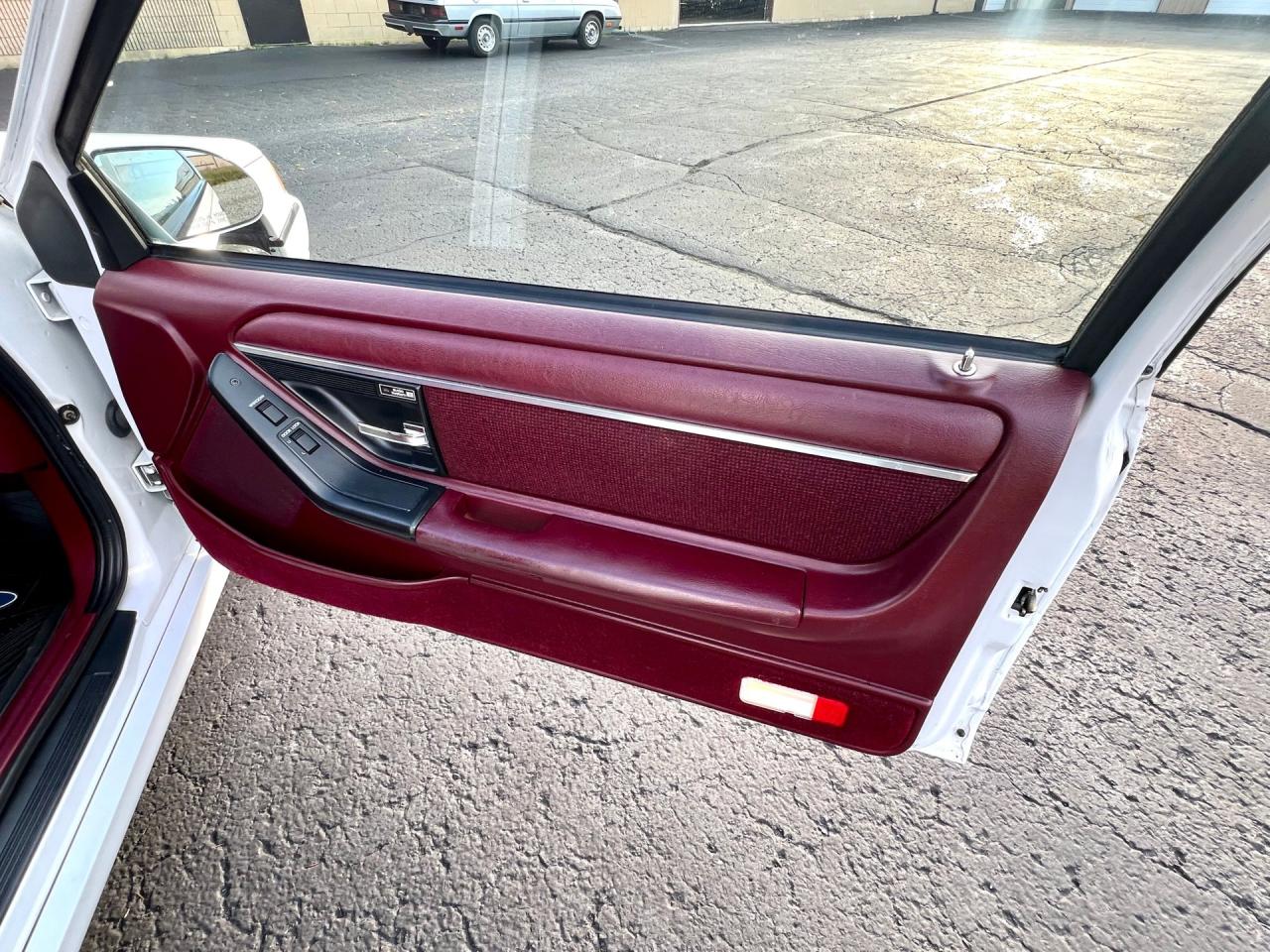 1991 Ford Thunderbird Super Coupe