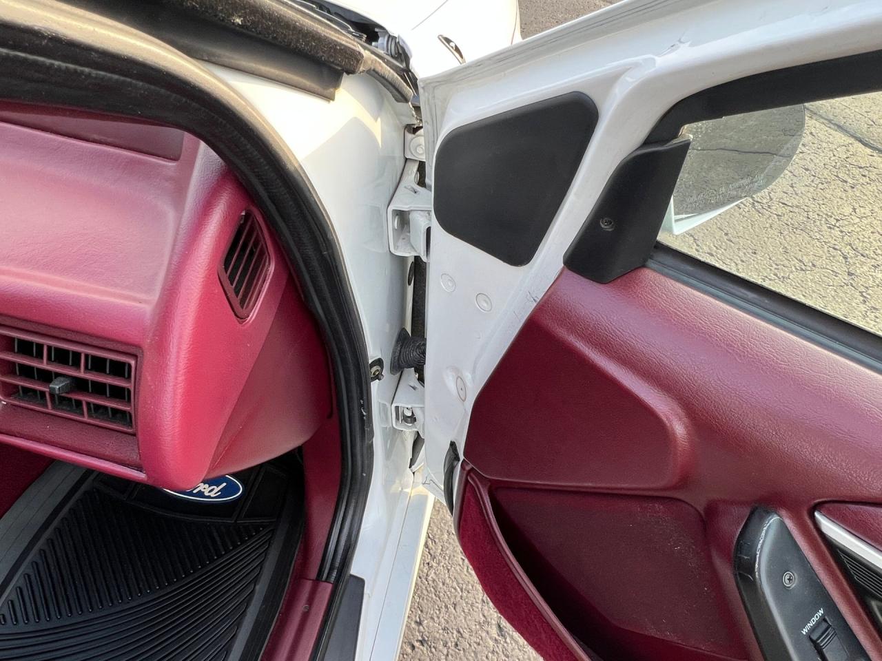 1991 Ford Thunderbird Super Coupe