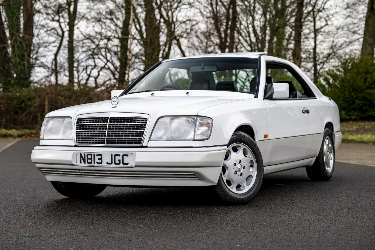 1995 Mercedes - Benz (W124) E220 Coupe