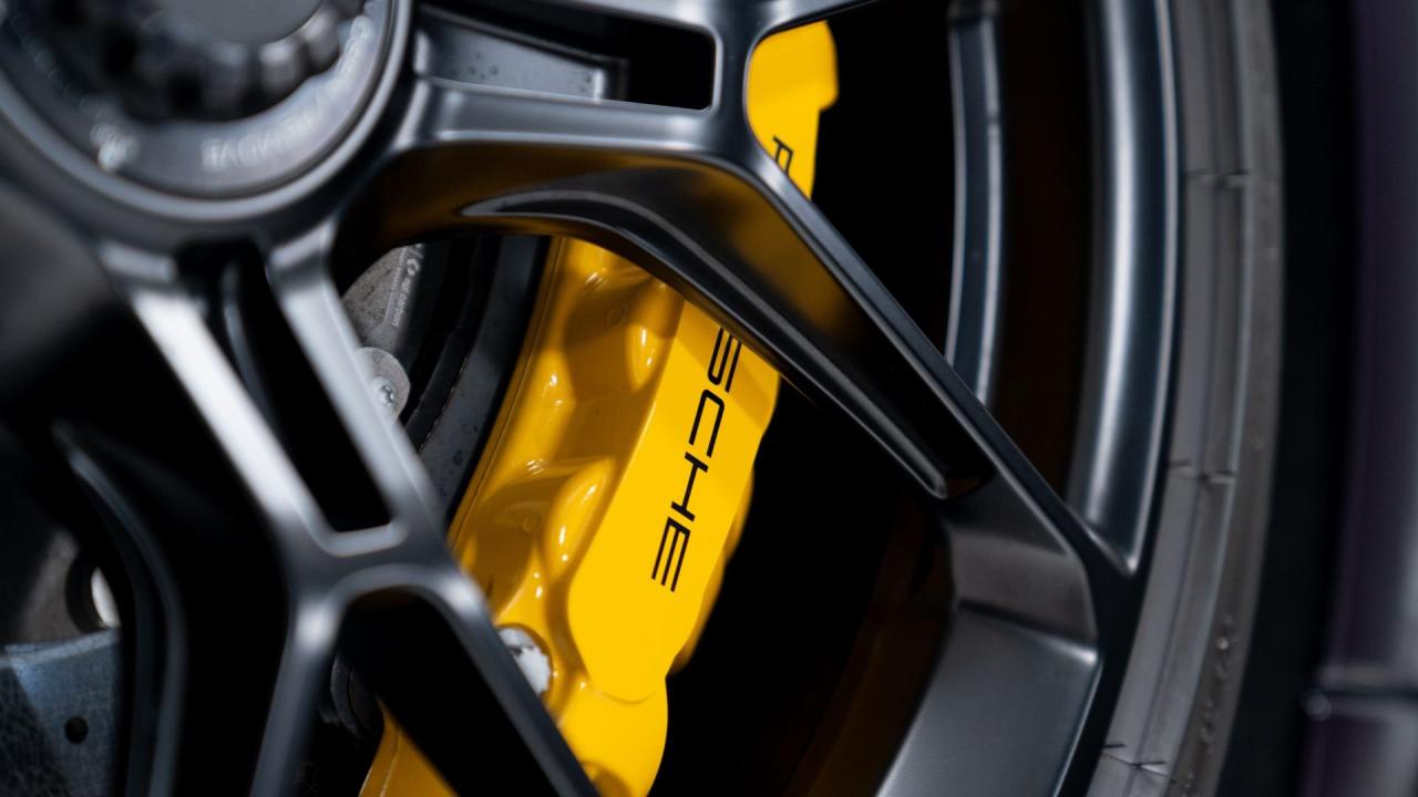 2022 Porsche 911 GT3 "Manthey Racing"