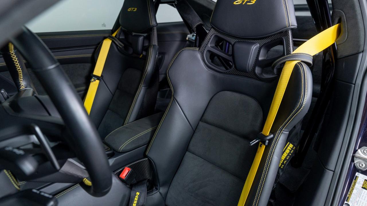 2022 Porsche 911 GT3 "Manthey Racing"