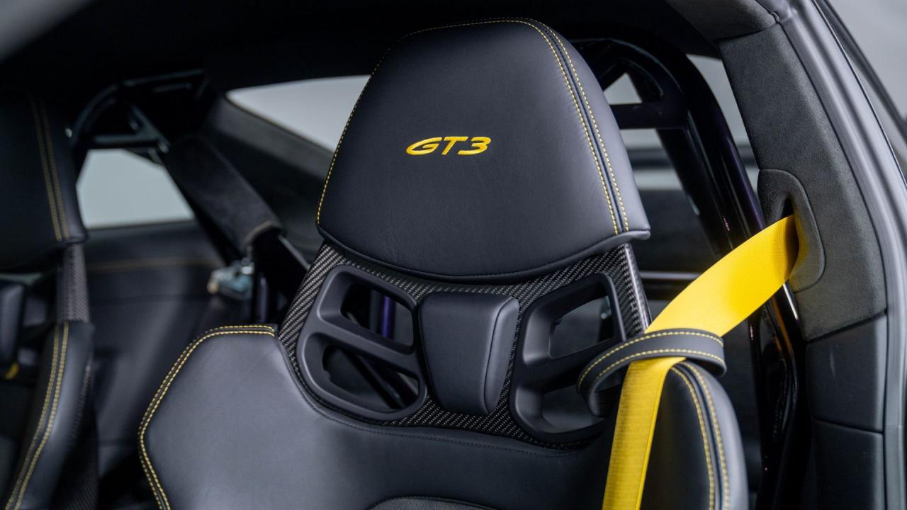 2022 Porsche 911 GT3 "Manthey Racing"