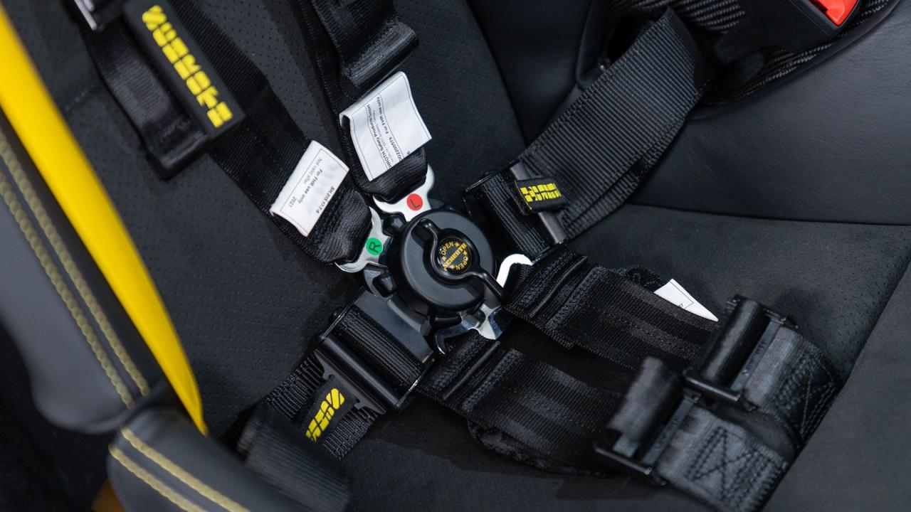 2022 Porsche 911 GT3 "Manthey Racing"