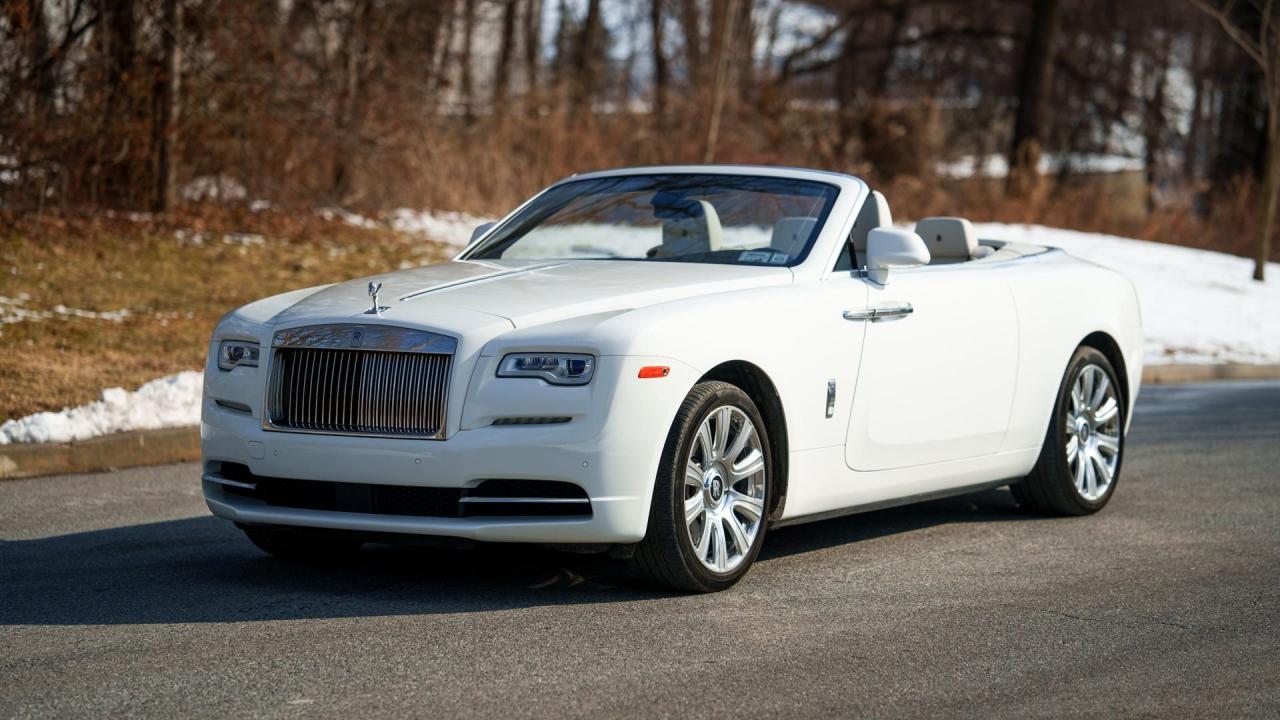 2017 Rolls - Royce Dawn