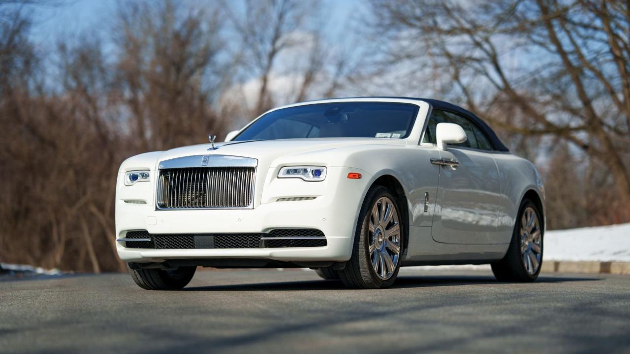 2017 Rolls - Royce Dawn