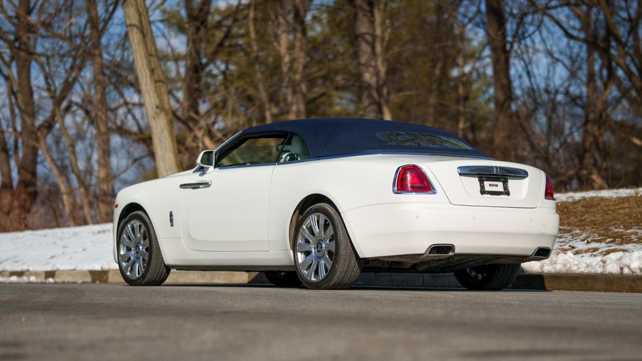 2017 Rolls - Royce Dawn