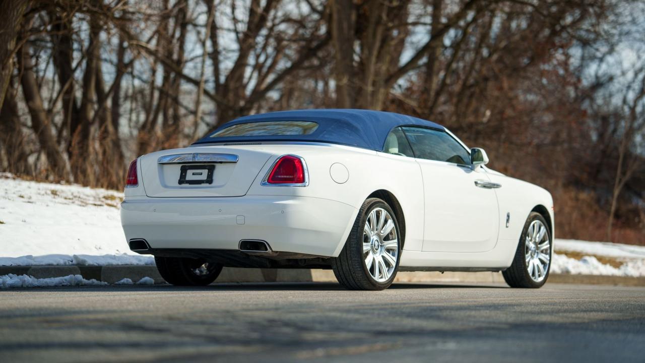 2017 Rolls - Royce Dawn