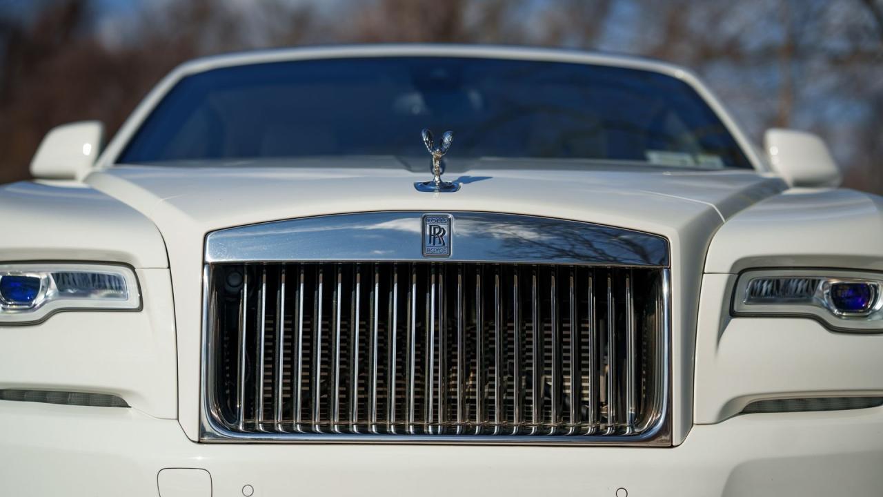 2017 Rolls - Royce Dawn