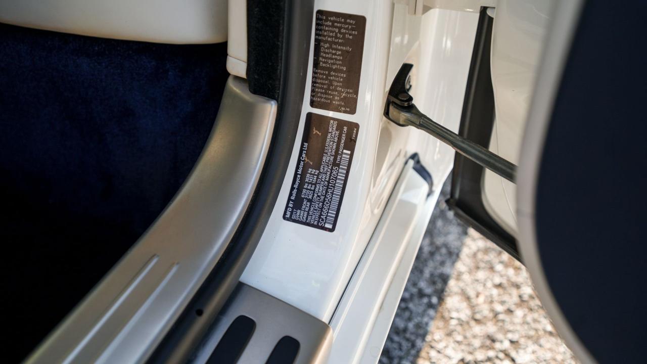 2017 Rolls - Royce Dawn