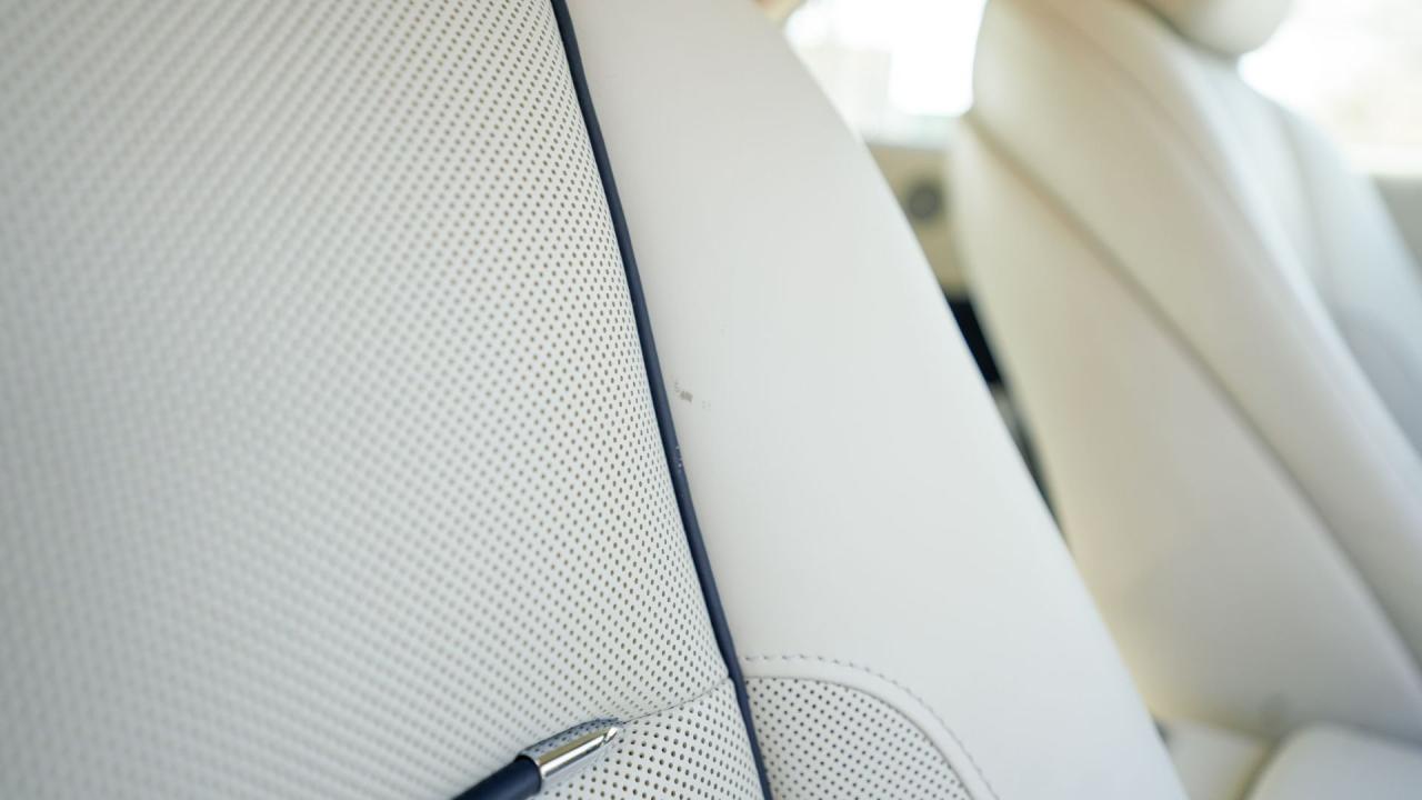 2017 Rolls - Royce Dawn