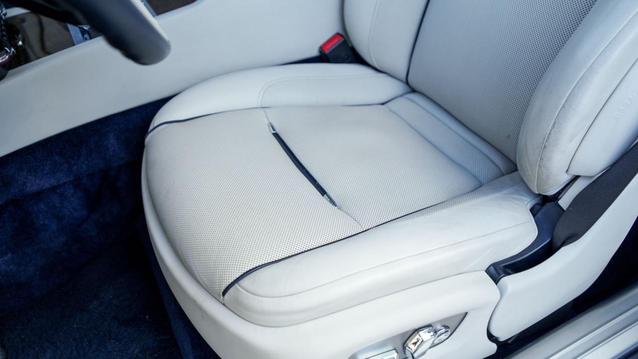 2017 Rolls - Royce Dawn