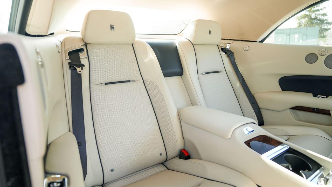 2017 Rolls - Royce Dawn