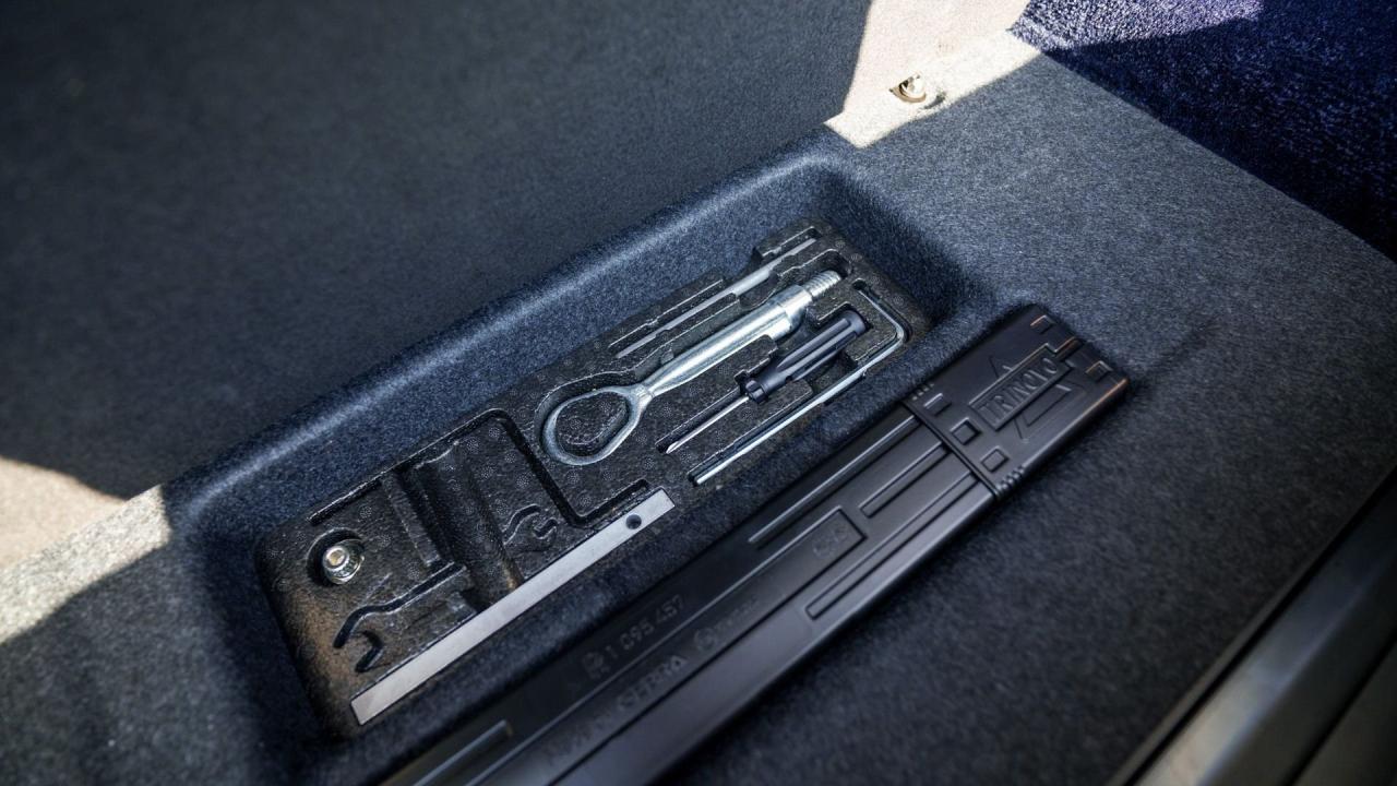 2017 Rolls - Royce Dawn