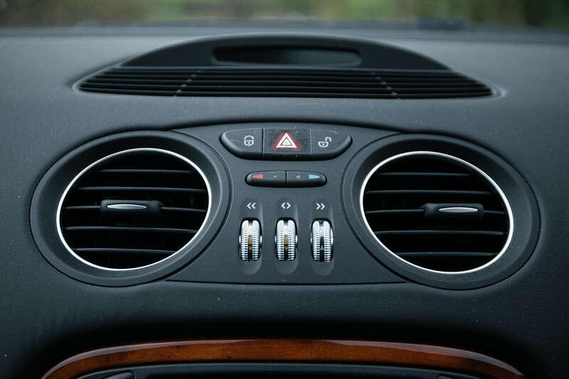 2004 Mercedes - Benz SL500