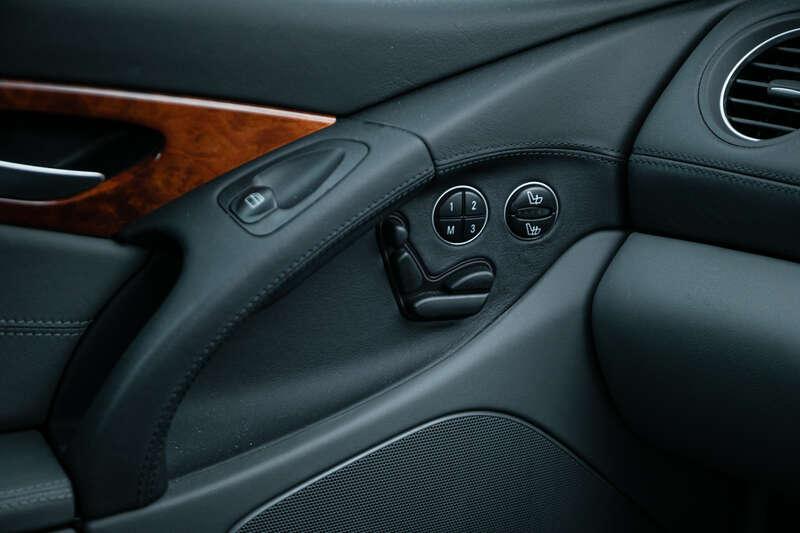 2004 Mercedes - Benz SL500