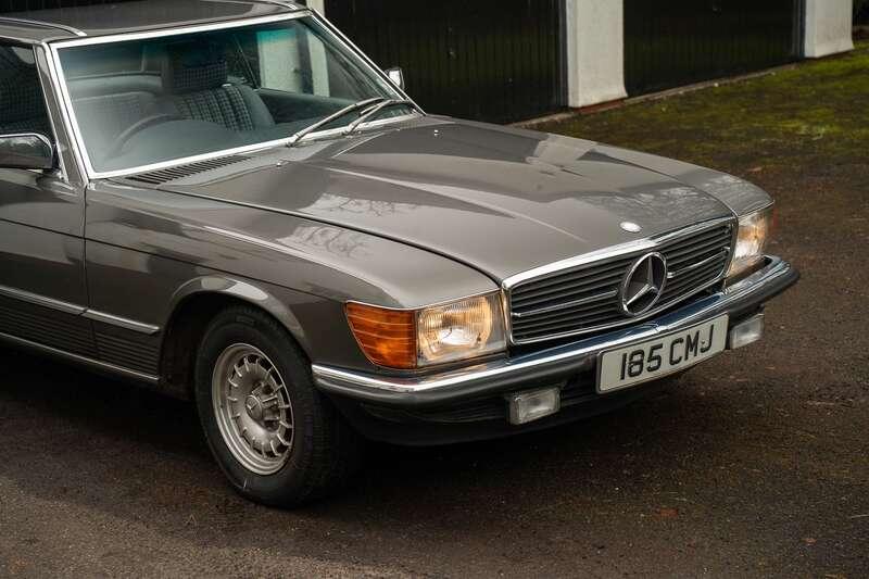 1985 Mercedes - Benz 280SL AUTO