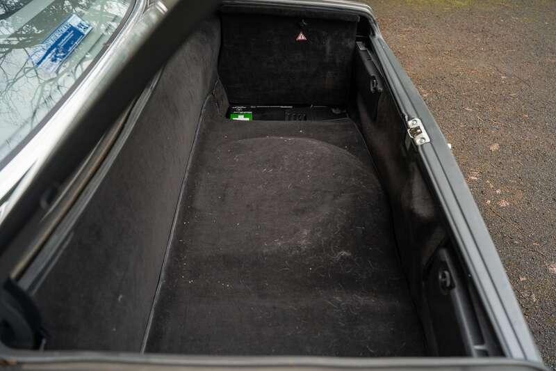 1985 Mercedes - Benz 280SL AUTO