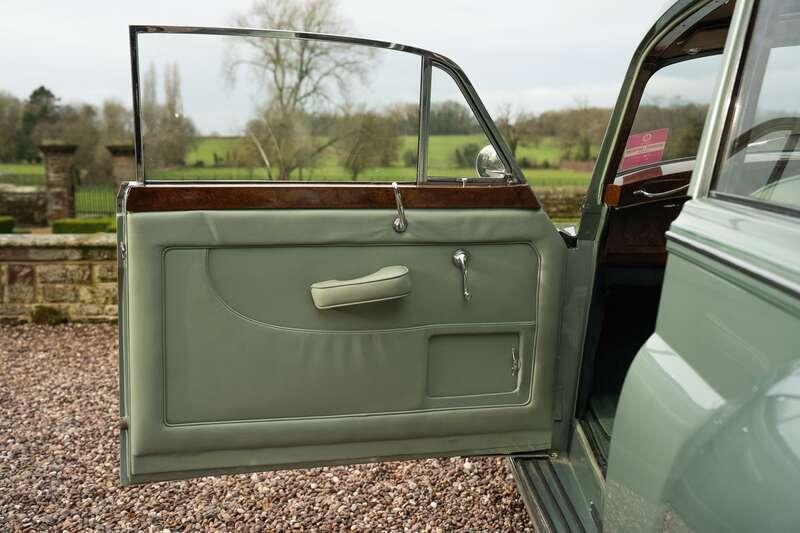 1957 Bentley S1 COUP&Eacute;