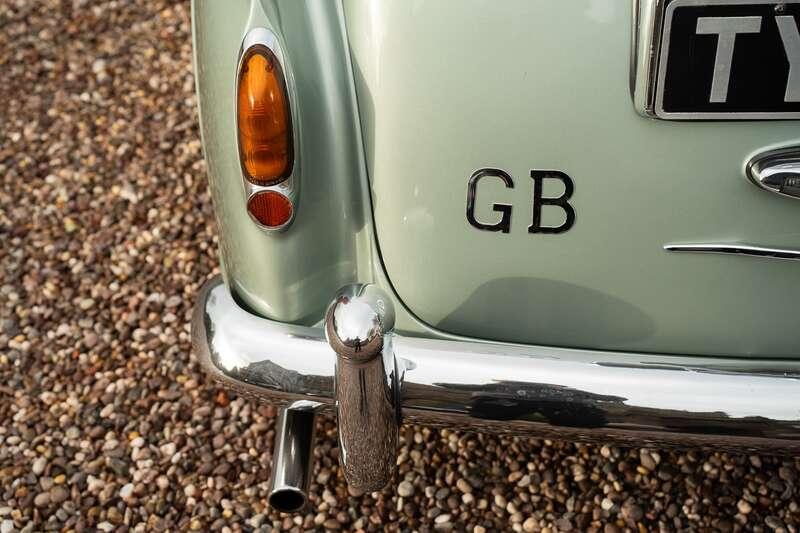 1957 Bentley S1 COUP&Eacute;