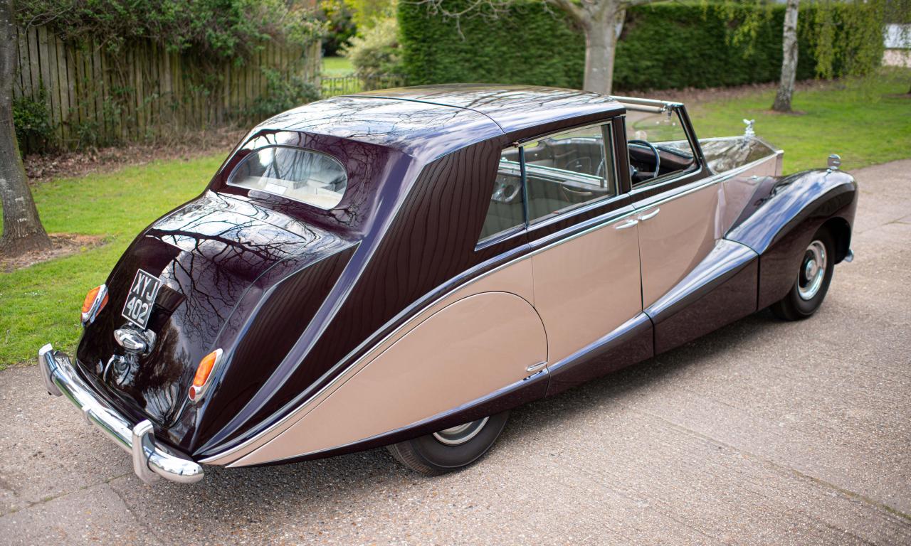 1953 Rolls - Royce Silver Wraith Sedanca de Ville by Hooper