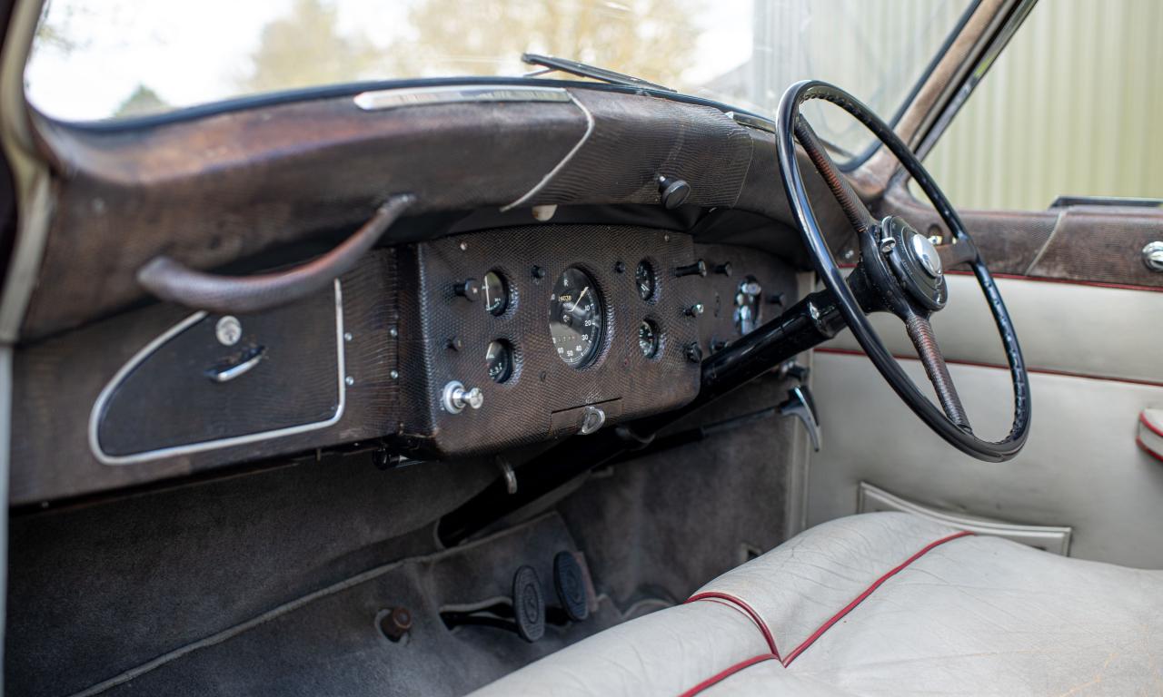 1953 Rolls - Royce Silver Wraith Sedanca de Ville by Hooper