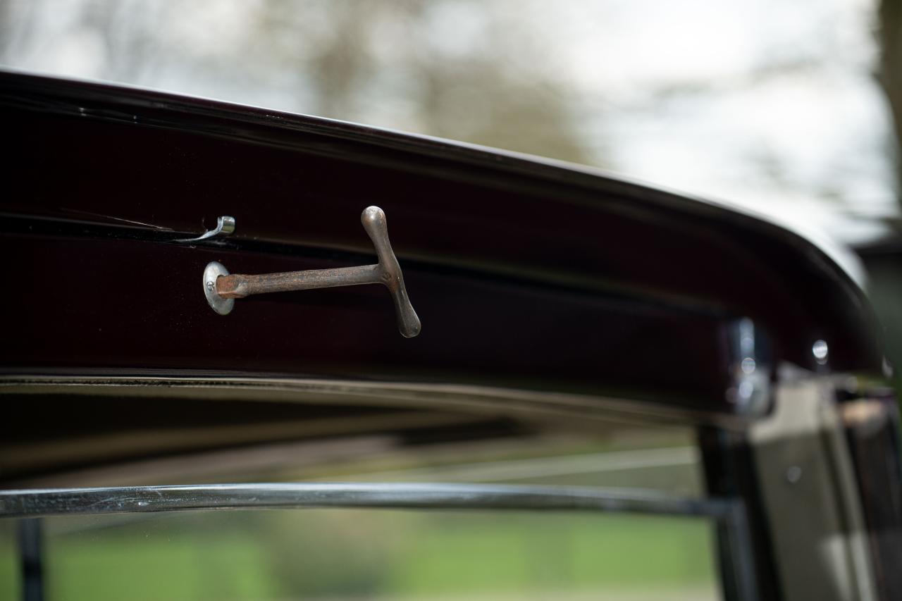 1953 Rolls - Royce Silver Wraith Sedanca de Ville by Hooper