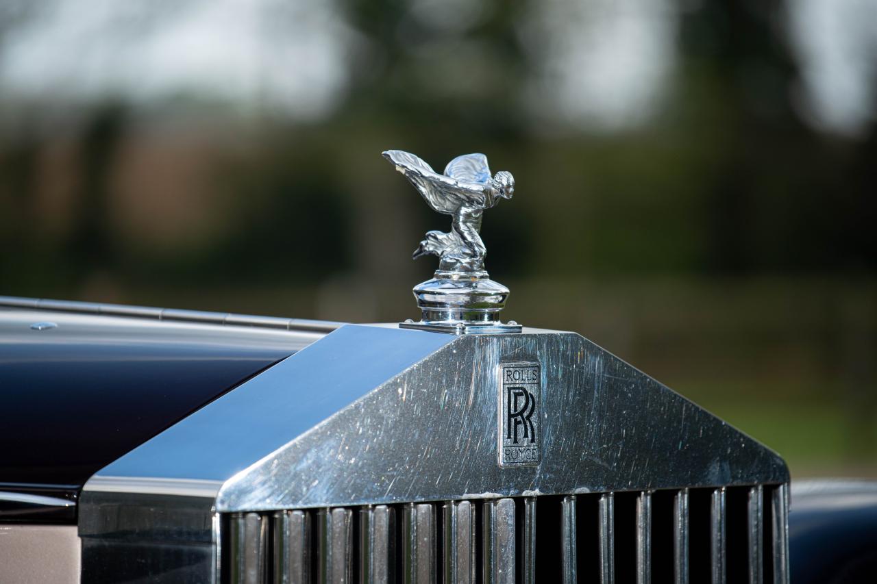 1953 Rolls - Royce Silver Wraith Sedanca de Ville by Hooper
