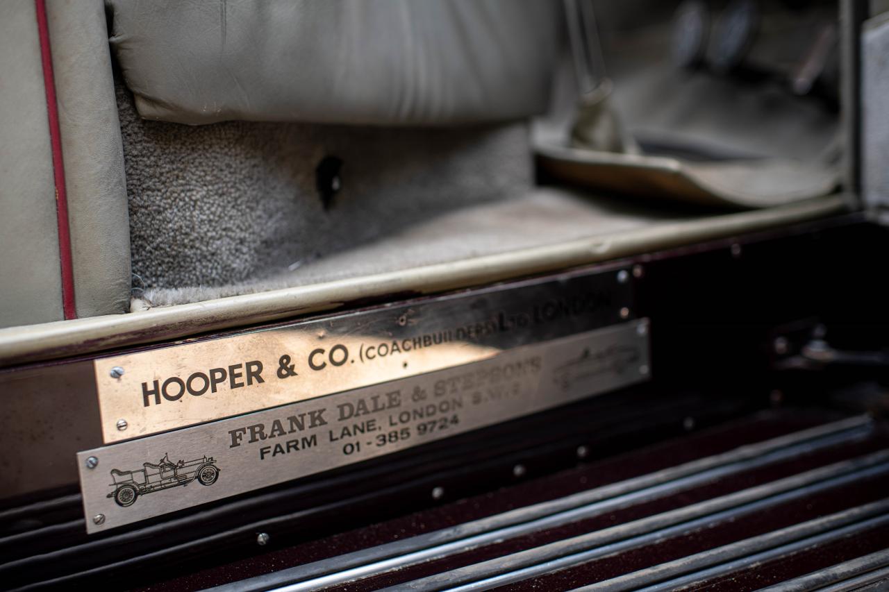 1953 Rolls - Royce Silver Wraith Sedanca de Ville by Hooper