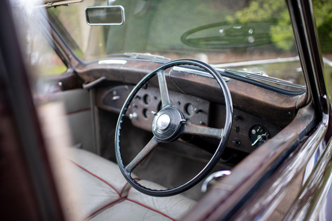 1953 Rolls - Royce Silver Wraith Sedanca de Ville by Hooper