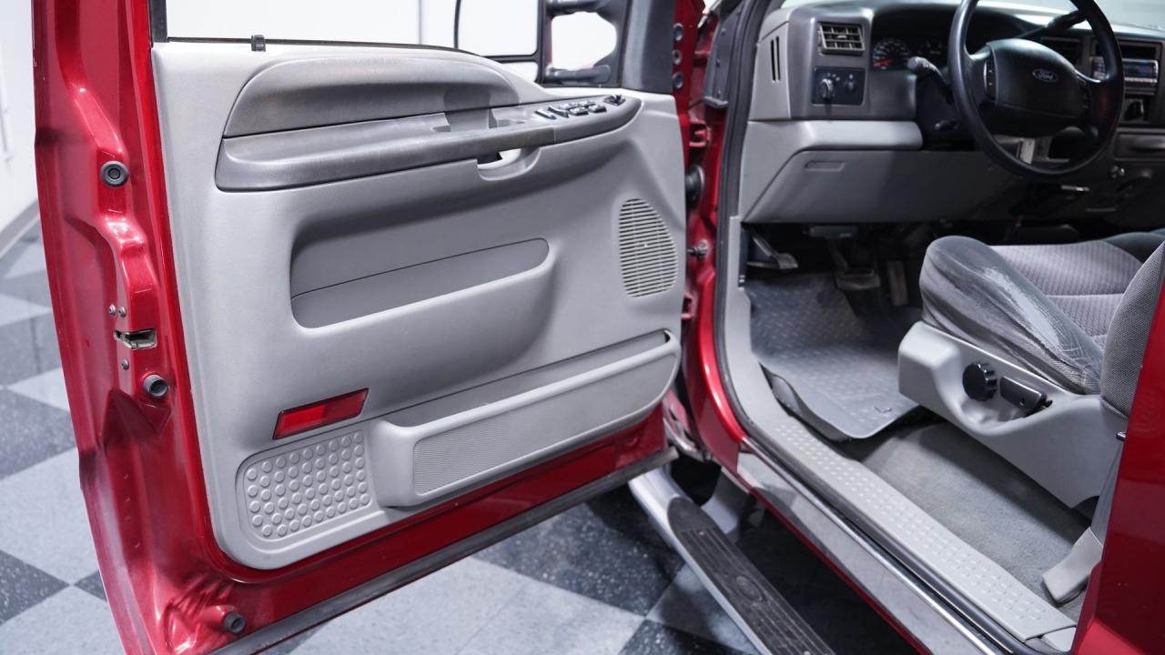 2003 Ford F-350  Super Duty XLT Dually