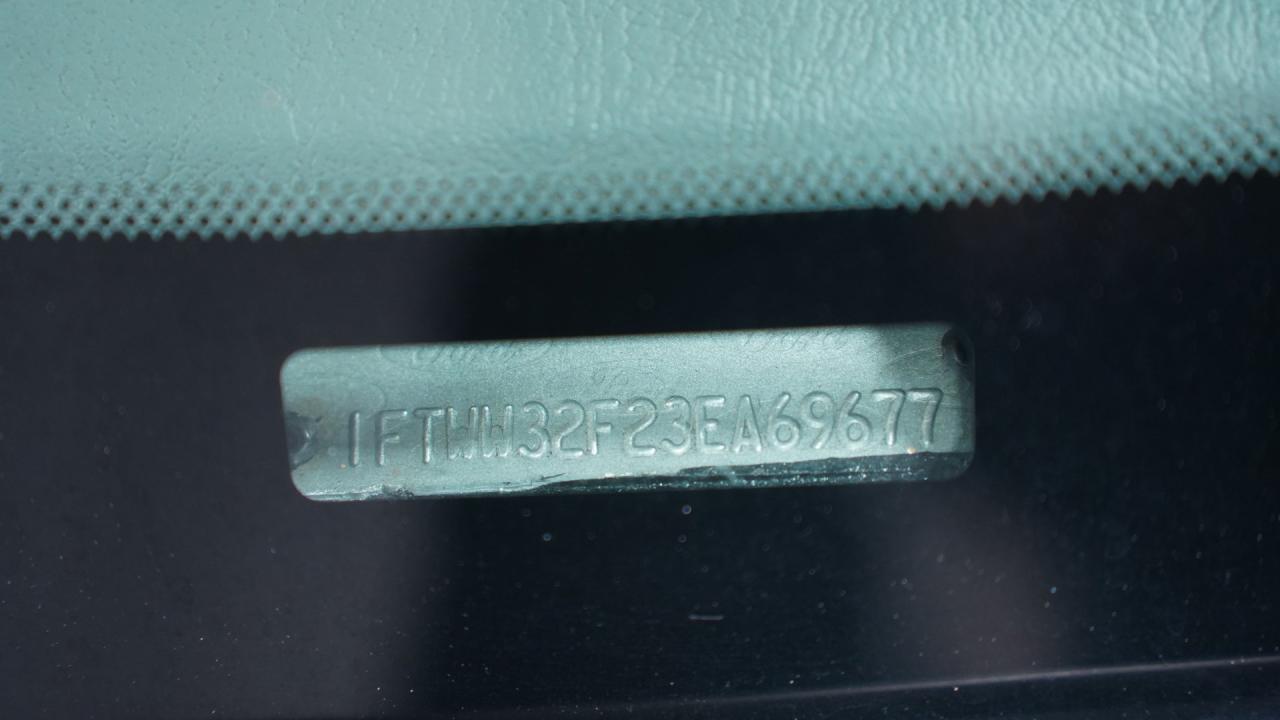 2003 Ford F-350  Super Duty XLT Dually