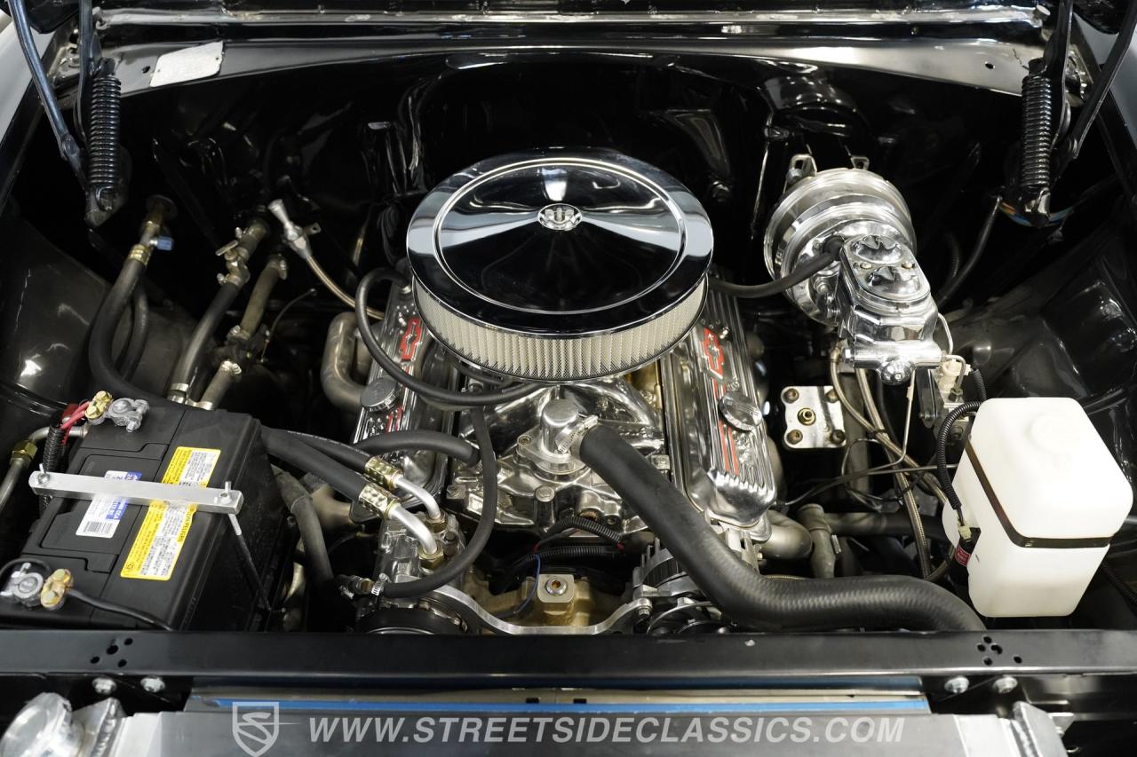 1956 Chevrolet Bel Air Nomad Restomod