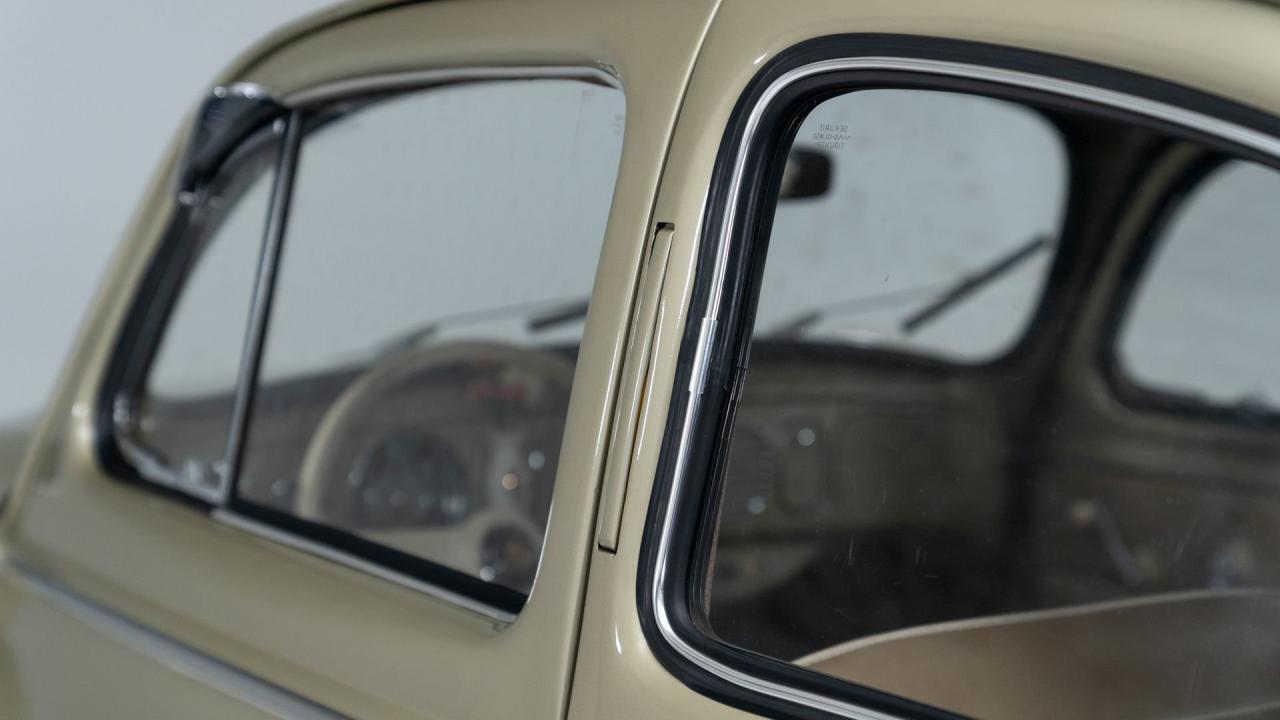 1955 Volkswagen Beetle De Luxe Sunroof Sedan